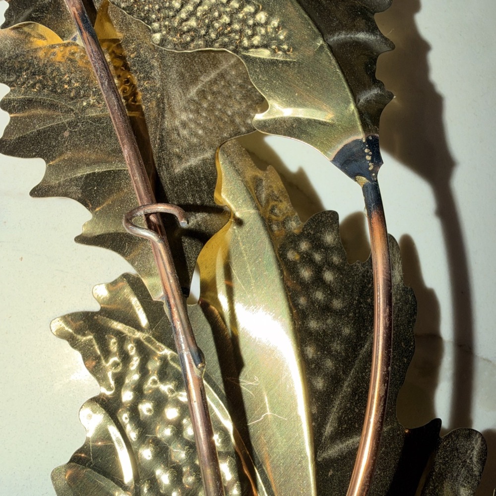 Lot Of 2 Vintage Brass And Copper Leaf Wall Hangings 18" Curved - Picture 4 of 5